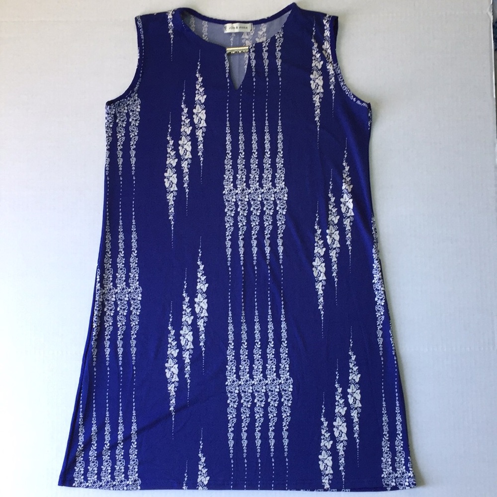 Jon & Anna Sleeveless Midi Dress medium